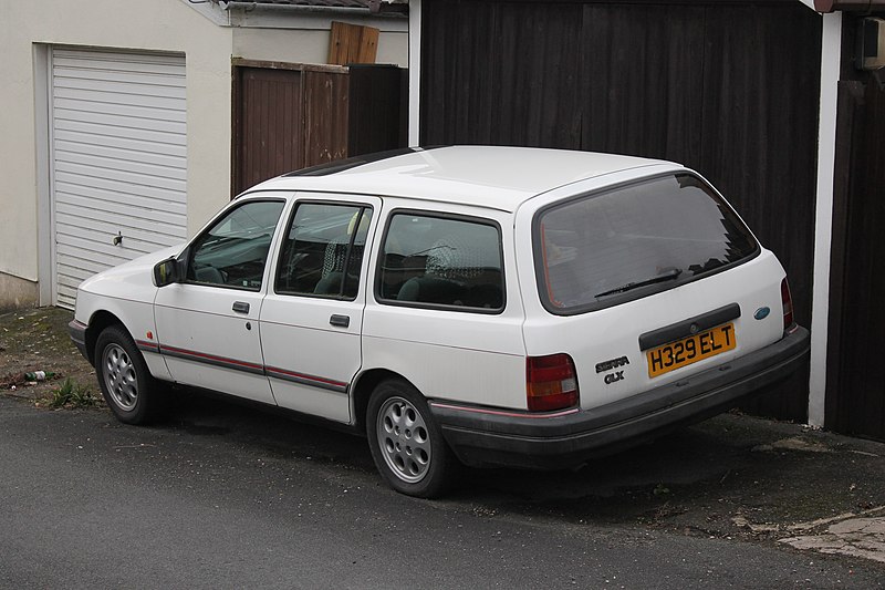 File:1990 Ford Sierra 2.0 GLX I estate (16140583029).jpg