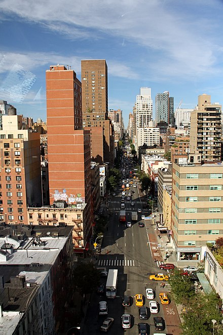 Looking north on 1st Avenue from the Roosevelt Island Tram at 60th Street