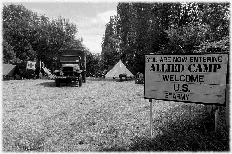 Photos des guerres mondiales 800px-2023-08-13_13-58-39_QuaiDuSouvenir-Sentheim