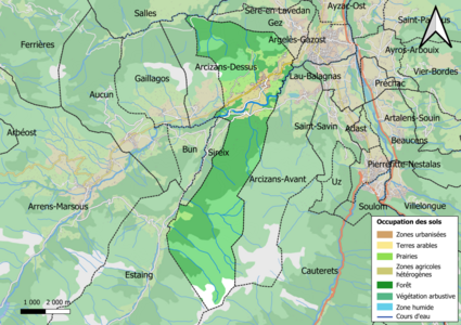 Barevná mapa znázorňující využití půdy.