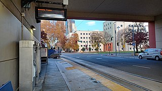<span class="mw-page-title-main">7th & I and 8th & H stations</span> Split light rail station in Sacramento, US