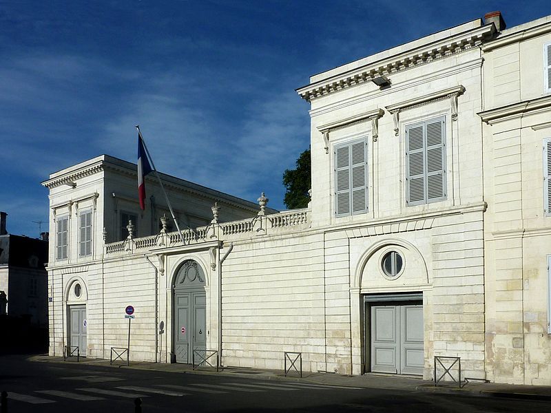 File:920 - Hôtel Poupet Préfecture 40 rue Réaumur - La Rochelle.jpg