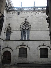 Fachada antigua del ayuntamiento de Barcelona - Parte izquierda