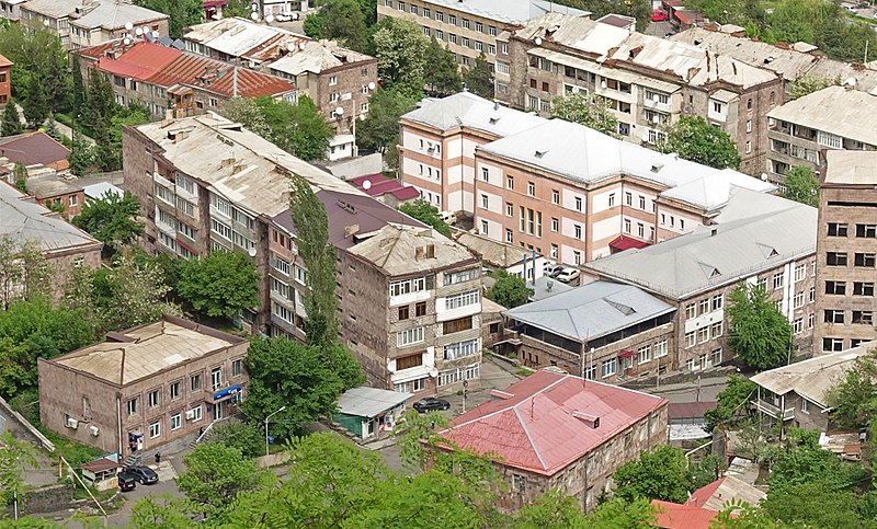 File:Alaverdi - buildings 2.jpg