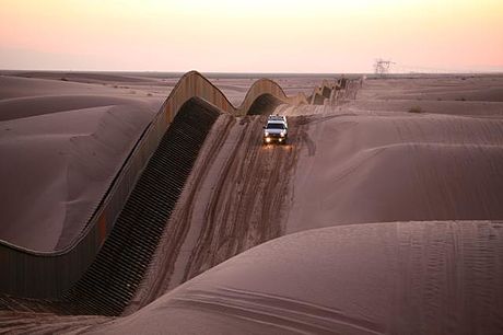 Border barrier