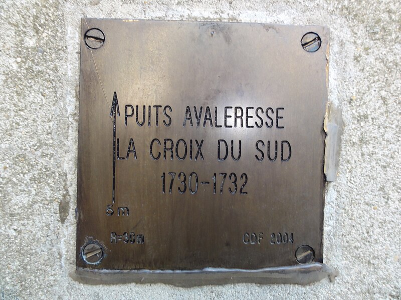 File:Anzin - Avaleresse La Croix du Sud (A).JPG