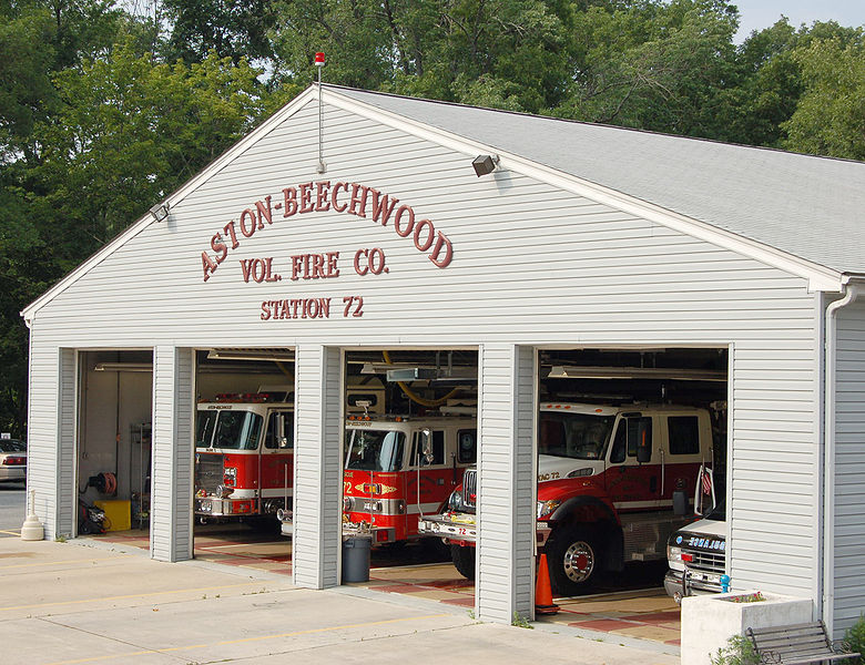 File:Aston-Beechwood Vol Fire Co Station 72.jpg