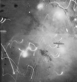 «Ланкастер» над Гамбургом, ночь 30/31 января 1943 года