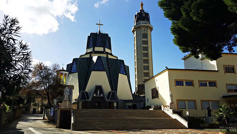 File:Basilica di Maria Santissima Consolatrice del Carpinello.jpg