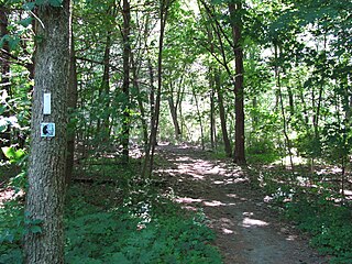 <span class="mw-page-title-main">Bay Circuit Trail</span> Long-distance hiking trail in the United States