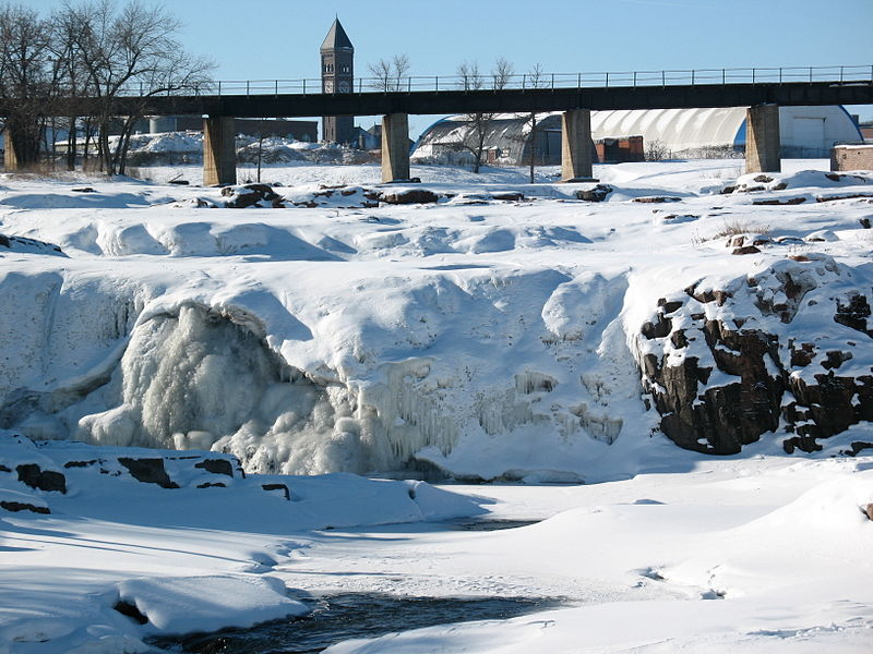 File:Big Sioux Falls frozen 2.JPG