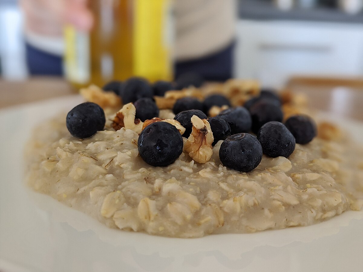 Lazy Oatmeal with Blueberry and Lemon Zest