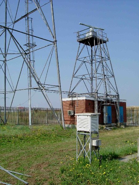 File:Broadness Radar - geograph.org.uk - 48941.jpg