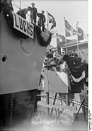 The launching of Luchs, 15 March 1928 Bundesarchiv Bild 102-05600, Wilhelmshaven, Zerstorer "Luchs", Stapellauf.jpg