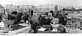 Bundesarchiv Bild 183-1985-0723-0003-1, Berlin, Marzahn, Altbauten, Neubaugebiet, Plattenbauten.jpg