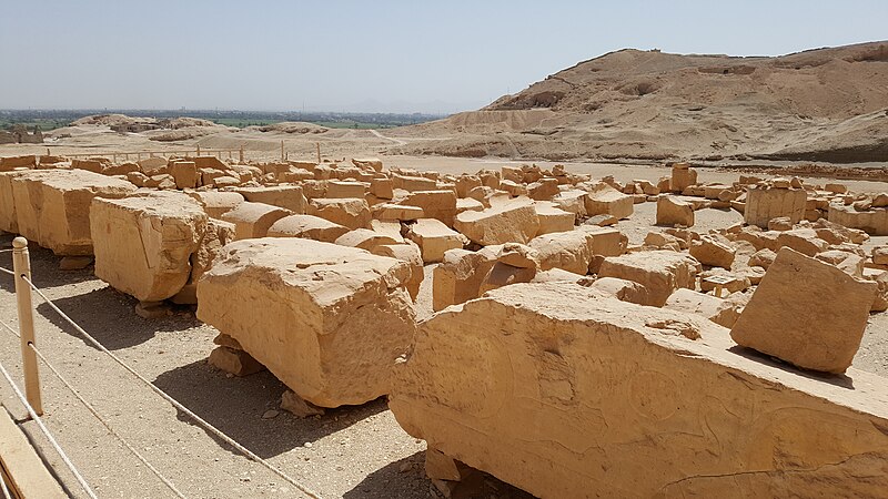 File:By ovedc - Temple of Hatshepsut - 12.jpg