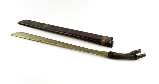 Mechanica Haiku En File:COLLECTIE TROPENMUSEUM Zwaard met houten greep en houten schede TMnr  61-60.jpg - Wikimedia Commons