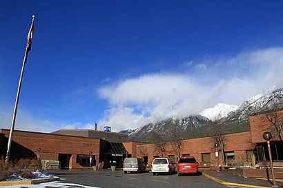 How to get to Canmore General Hospital with public transit - About the place