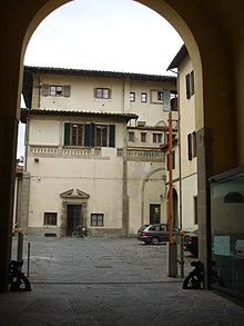 View into courtyard Casino mediceo di san marco 11.JPG