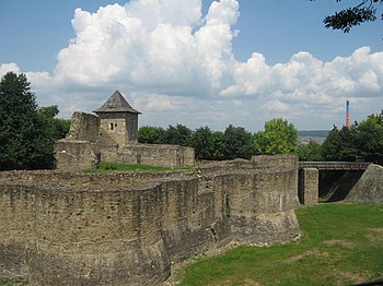 Endurance Pef increase Cetatea de Scaun a Sucevei - Wikipedia