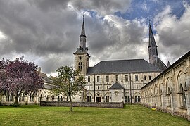 Yang Eglise Notre-Dame-des-Prés