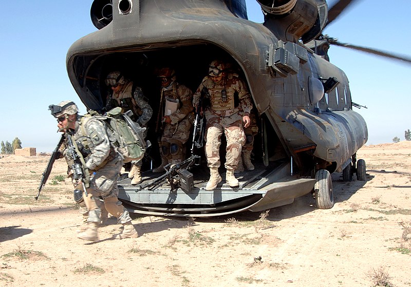 File:Chinook Iraq Operation Swarmer CH43 060316-N-5438H-011.jpg