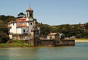 Iglesia de Nuestra Señora de los Dolores and cemetery in the district of Niembro