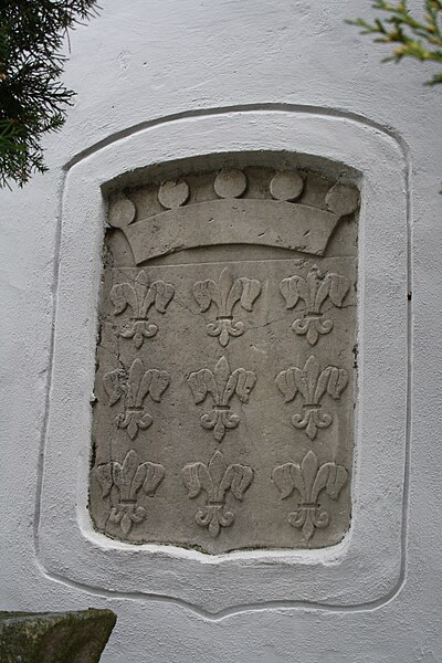 File:Coat of Arm at church of the Assumption and Saint Gotthard in Budišov, Třebíč District.jpg