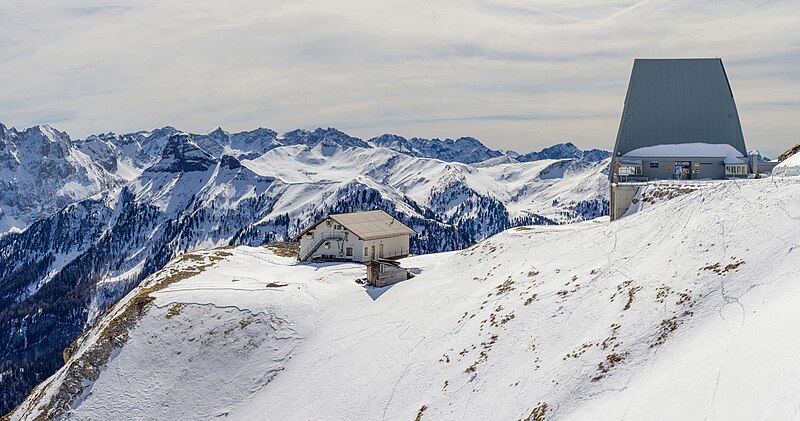 File:Col Rodella Val di Fassa.jpg