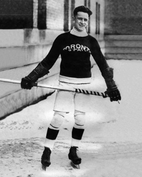 Denneny with the Toronto St. Patricks.