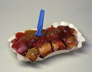 Die Currywurst ist ein deutsch