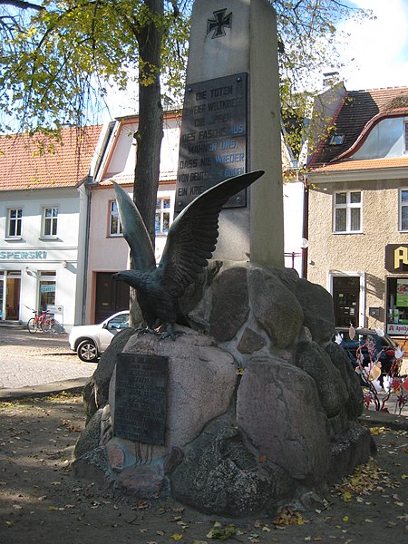 File:Denkmal 1.Weltkrieg - Teupitz - panoramio.jpg