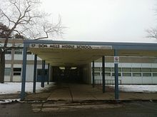 Don Mills Middle School.JPG