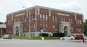 Douglas County Court House - Ava, MO.jpg
