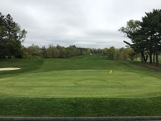 <span class="mw-page-title-main">Douglaston Park</span> Public park in Queens, New York