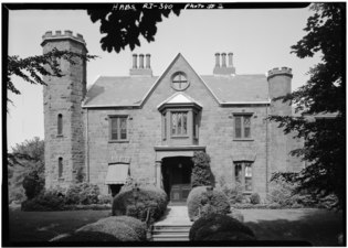 EAST FRONT, LOOKING WEST - Malbone, Malbone Road, Newport, Newport County, RI HABS RI,3-NEWP,62-2.tif