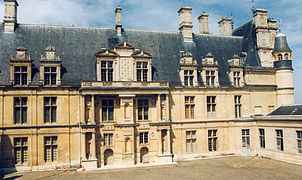 Le château d'Écouen.