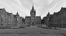 Edinburgh Futures Institute taking shape on the former site of the Royal Infirmary of Edinburgh Edinburgh Futures Institute under construction.jpg
