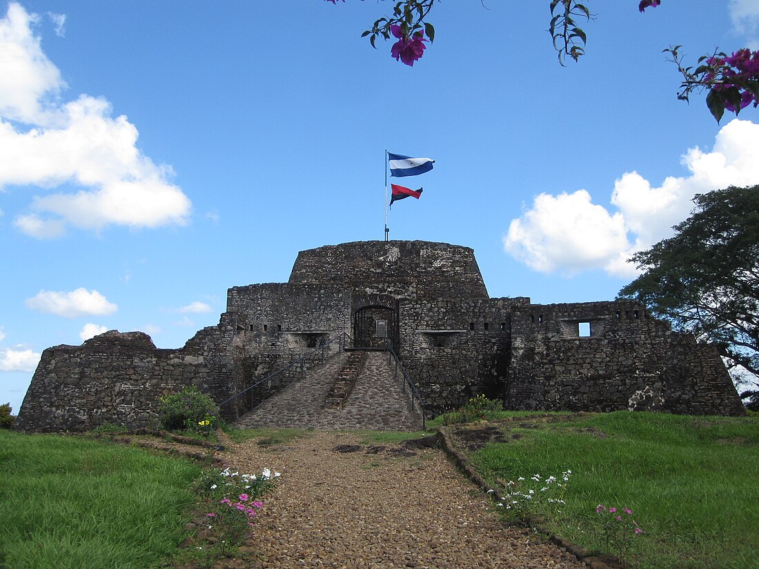 File:El Castillo-Fortaleza.jpg