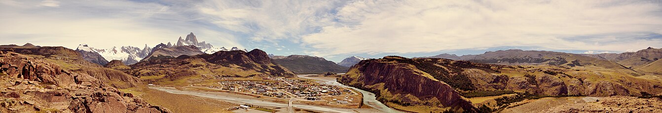 Panorama vido de El Chaltén