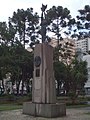 Estatua art deco na praca Santos Andrade (5622096135).jpg