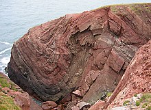 Gefalteter alter roter Sandstein bei St Annes Head - geograph.org.uk - 629204.jpg