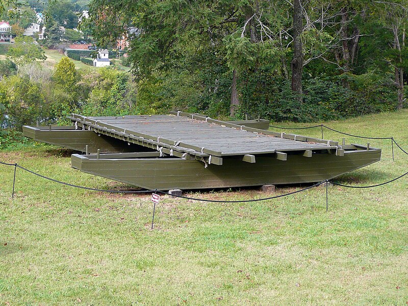 File:Fredericksburg pontoon model.jpg