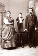 General Willis Carver and his parents.png