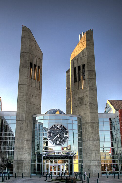 Main entrance of MacEwan City Centre Campus.