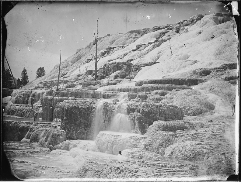File:Groups of small, flowing springs and sulphur vents, back of the great central hot spring. Mammoth Hot Springs... - NARA - 516810.tif