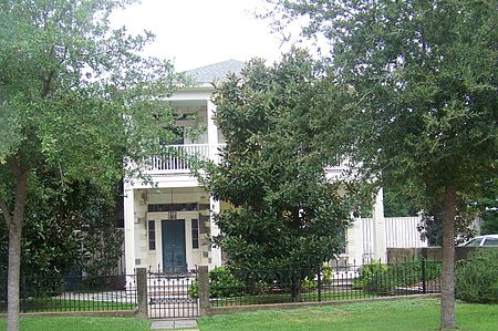 The Grover House in 2016 Grover House Galveston south facade.jpg