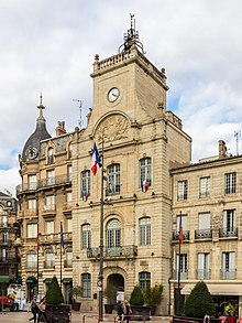 La mairie de Béziers.