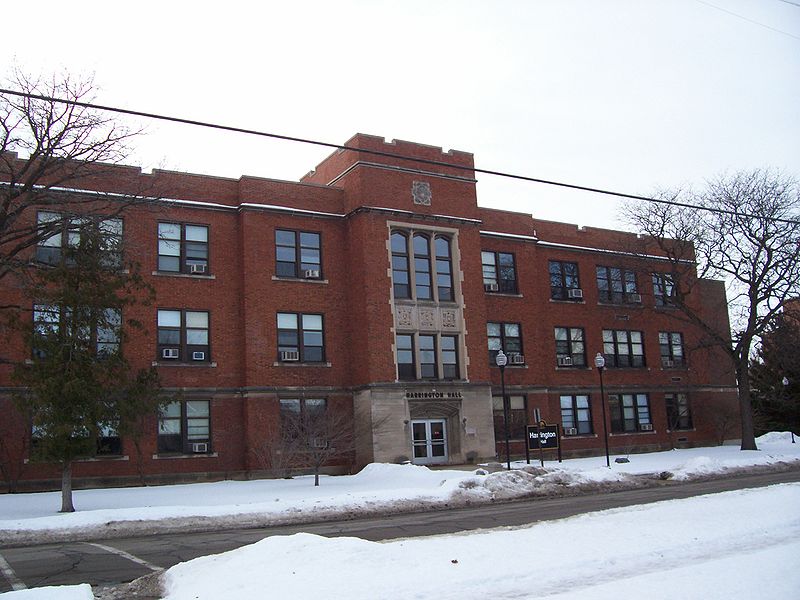 File:HarringtonUWOshkosh.jpg