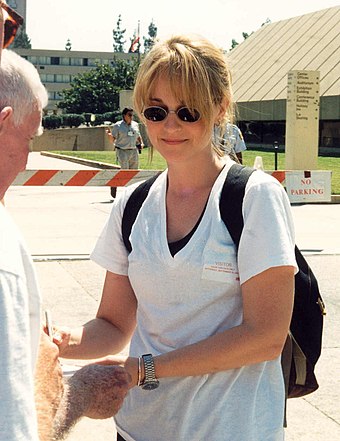 Hunt signs autographs for fans outside the 1994 Emmy Awards rehearsal